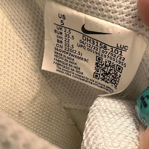 Nike Women's Court Vision Low Next Nature Sneakers Size 5 - Picture 6 of 9